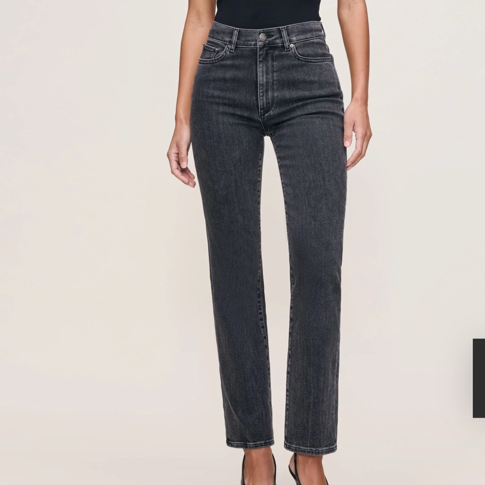 DL1961 High-Rise Straight Jeans in Washed Black